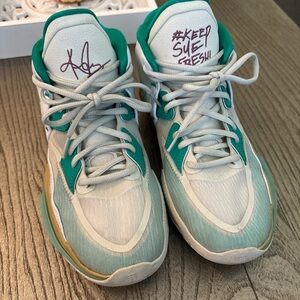 Nike Teal and White Sneakers